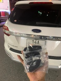 làm chìa khóa xe ford everest