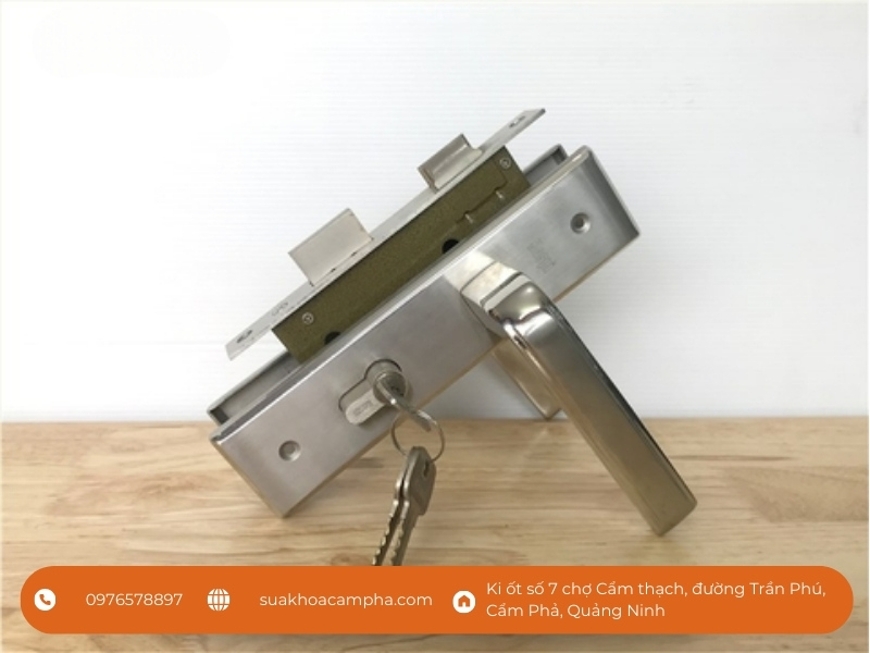 Quy trình sửa khóa tay gạt khi mất chìa tại Cẩm Phả Quy trình sửa khóa tay gạt khi mất chìa tại Cẩm Phả